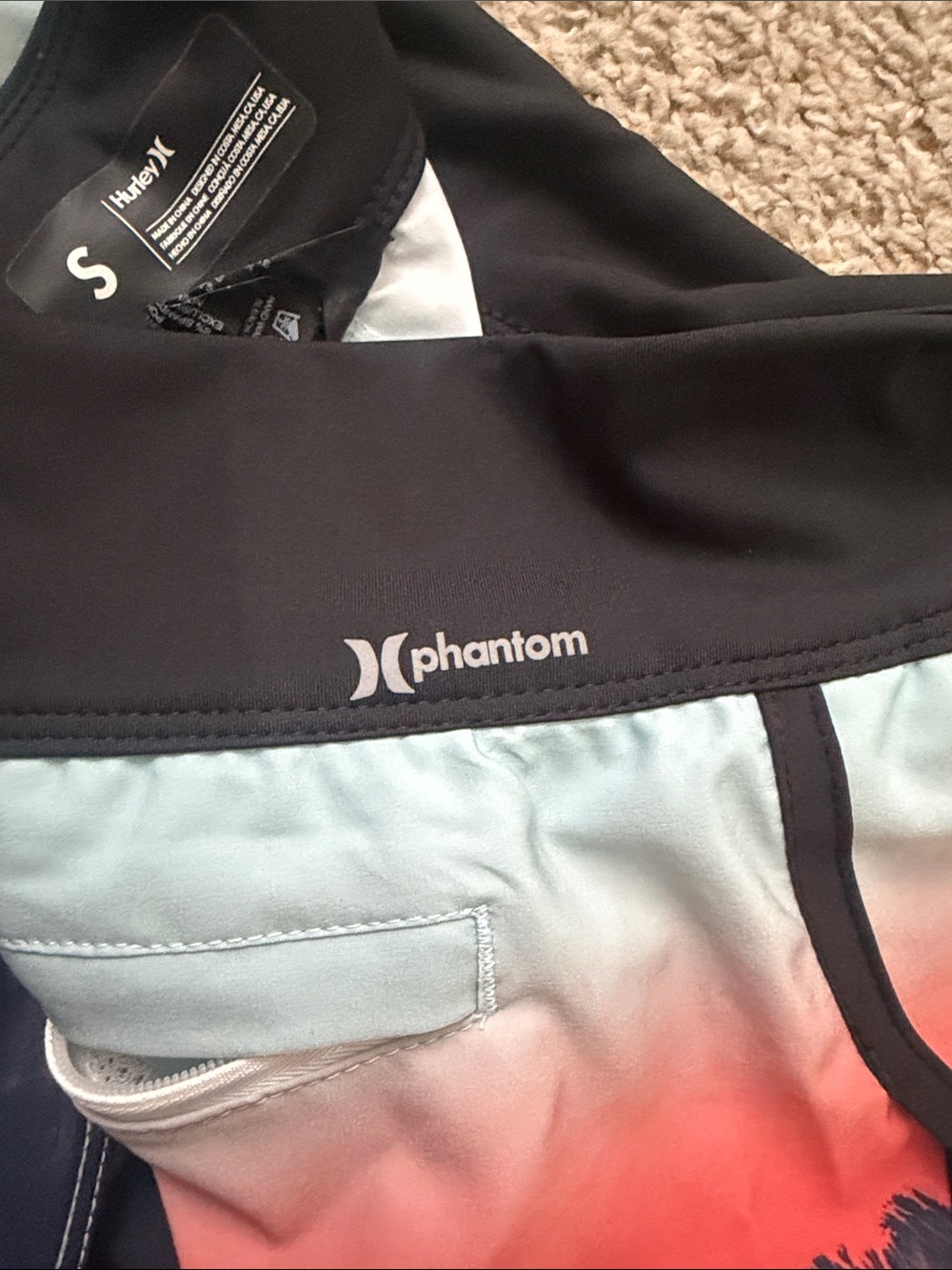 Hurley Phantom Coral-to-Black Gradient Women's Athletic/ Board Shorts - Picture 4 of 5